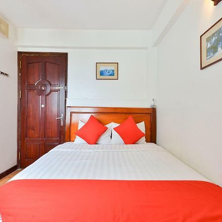 Oyo 216 Alisa Hotel Hanoi Eksteriør billede